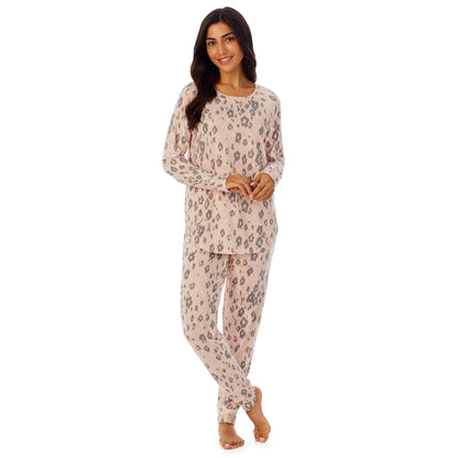 Leopard Animal; Model is wearing size S. She is 5’7”, Bust 32”, Waist 25”, Hips 35”.@A lady wearing long sleeve pajama set with animal print