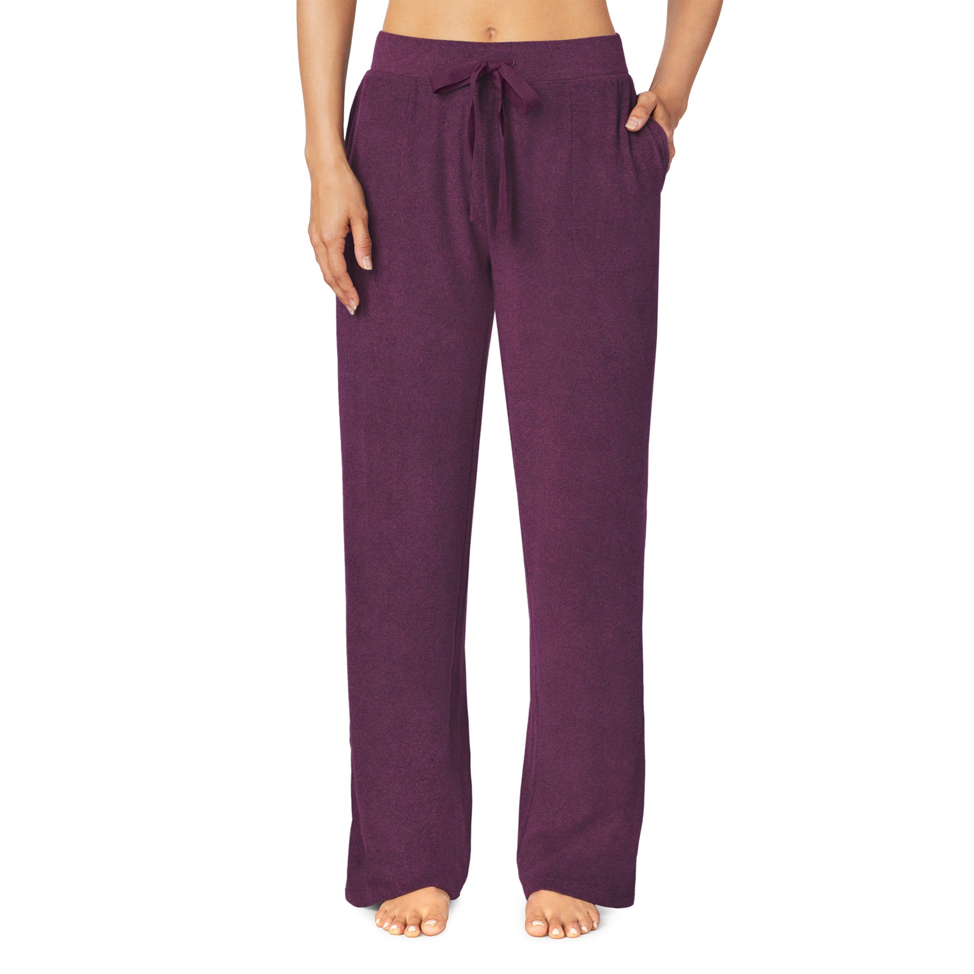  A lady wearing purple lounge pant