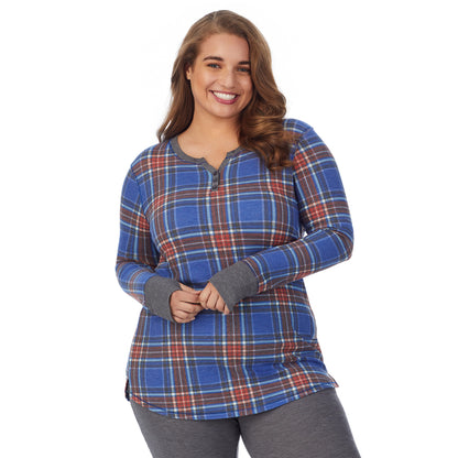 Red Blue Plaid; Model is wearing size 1X. She is 5'7", Bust 42.5", Waist 34.5", Hips 46". @A lady wearing a red blue plaid long sleeve split V-Neck plus.