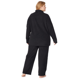 a lady wearing black long sleeve tunic